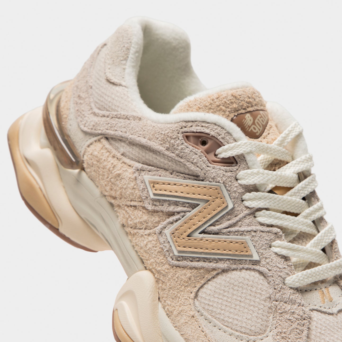 New Balance 9060 Bisque / Sea Salt
