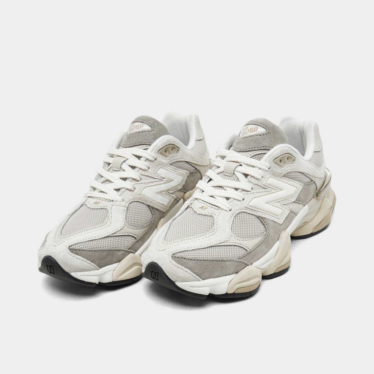 New Balance 9060 Linen / Timberwolf | JD Sports