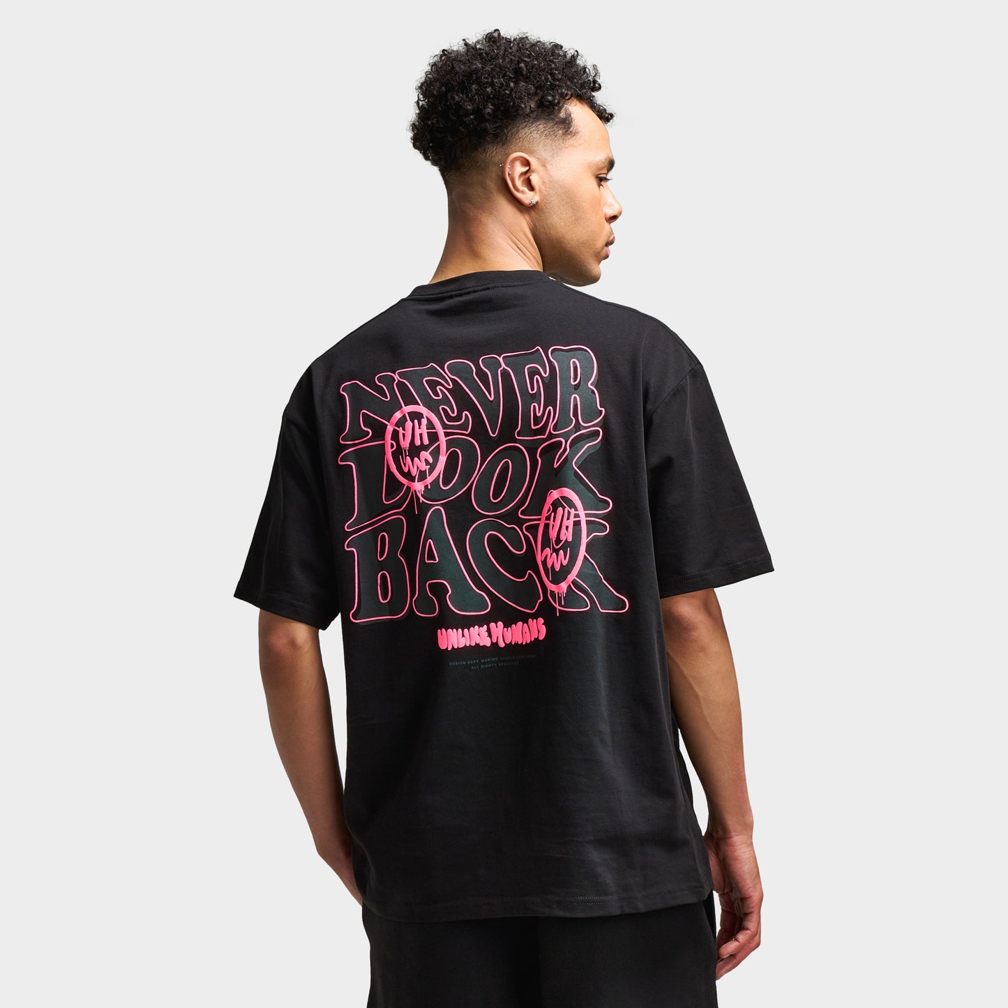 Unlike Humans Hindsight T-shirt Graphique / Noir