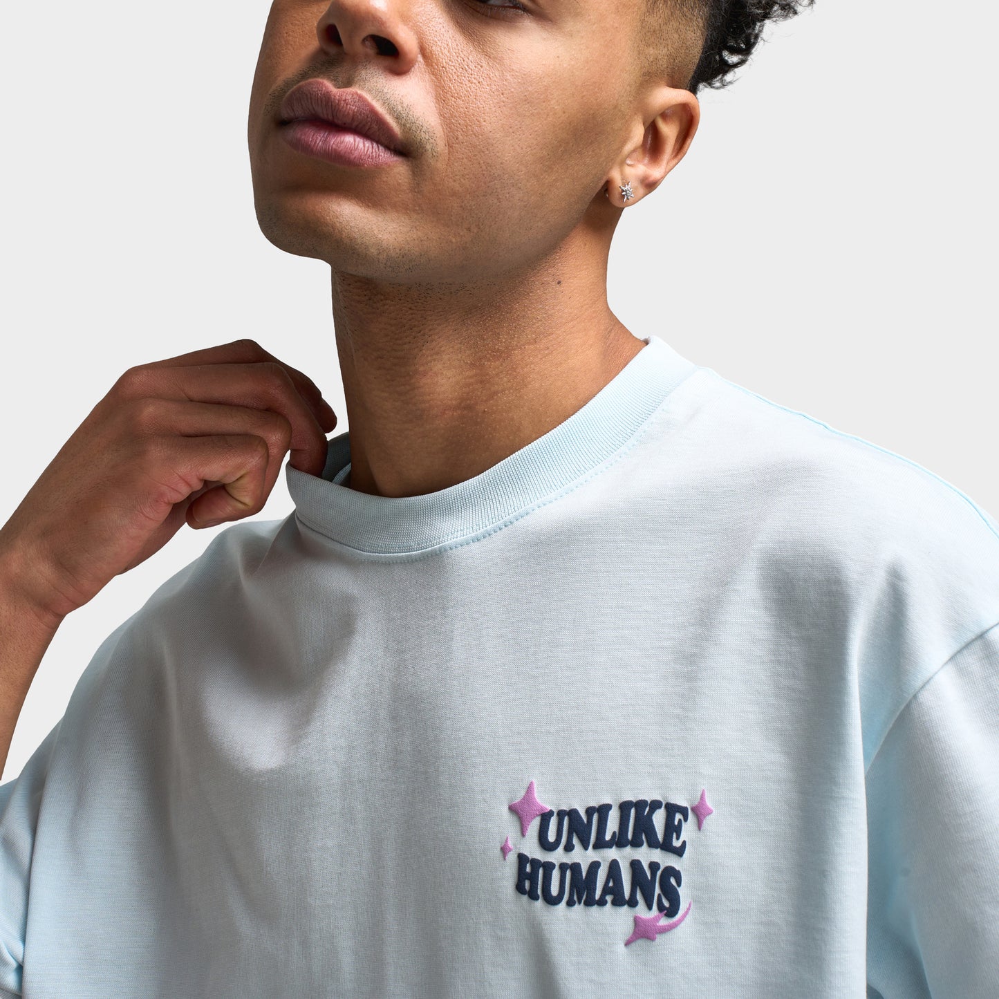 Unlike Humans Good Days T-Shirt Graphique / Bleu Délicat