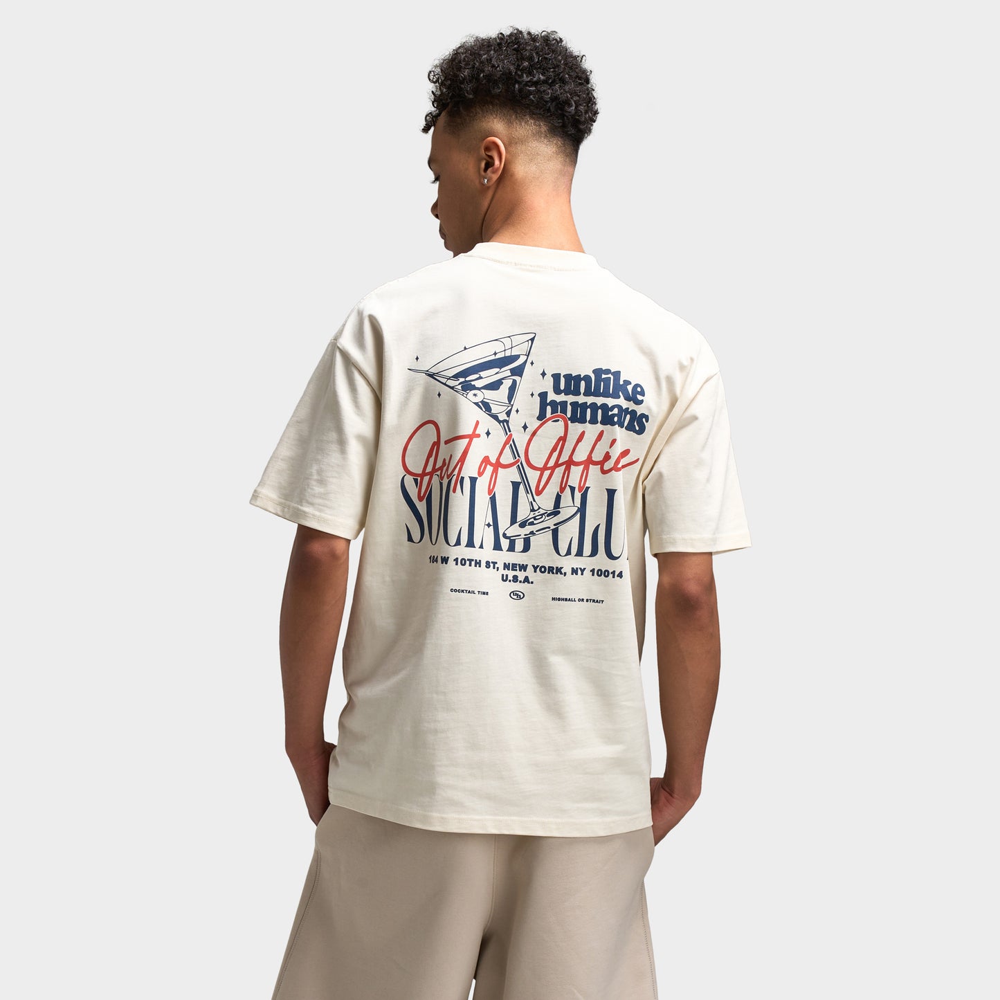 Unlike Humans Cocktail T-Shirt Graphique / Crème