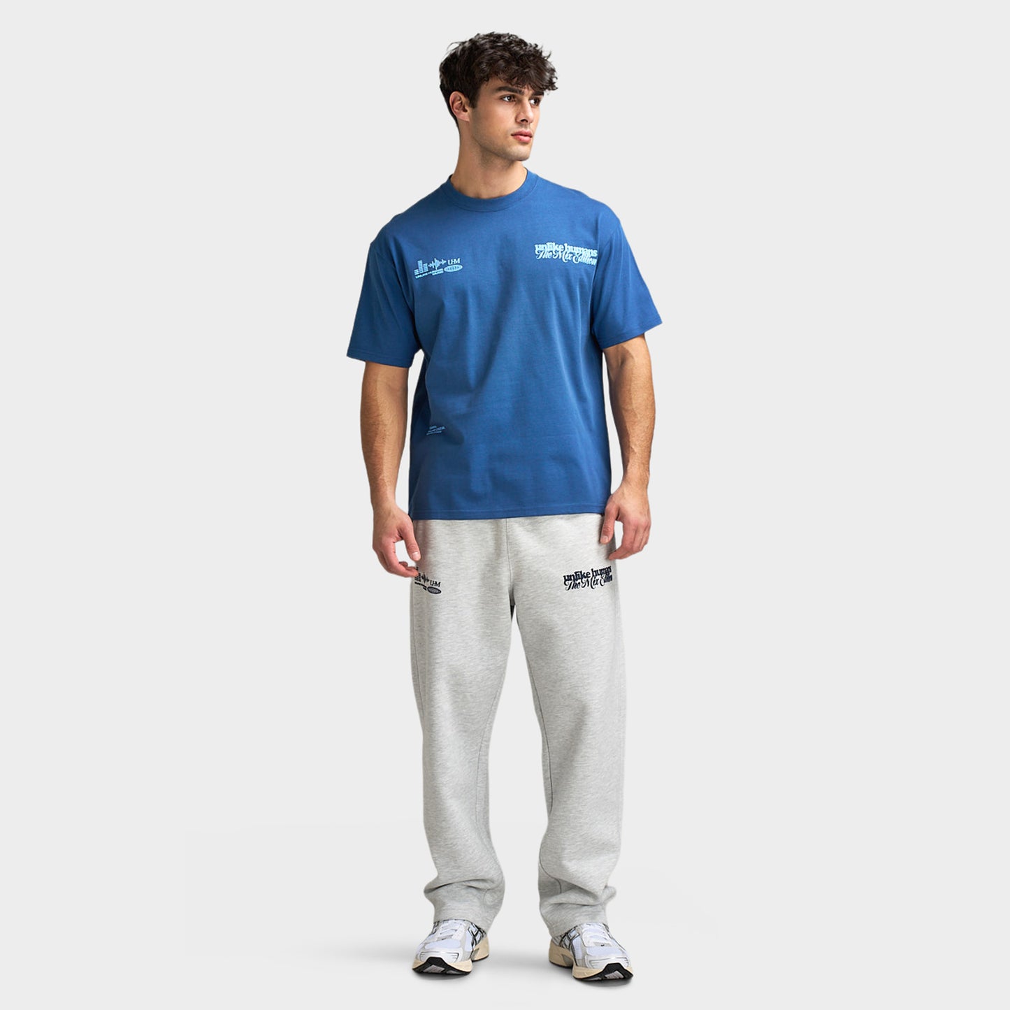 Unlike Humans Mixer T-shirt / Bleu marine ciel