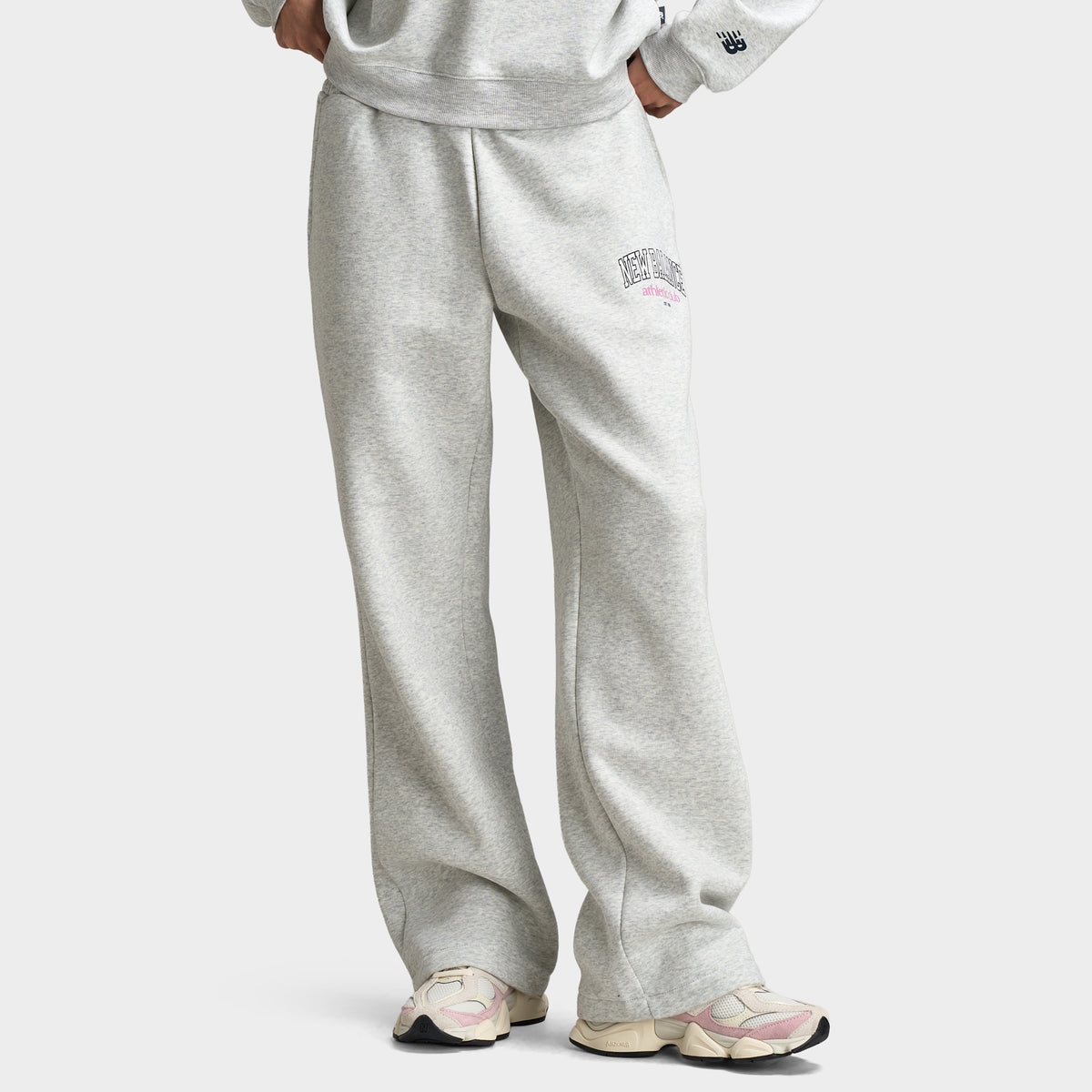 New Balance Varsity Wide Leg Jogger / Ash Heather