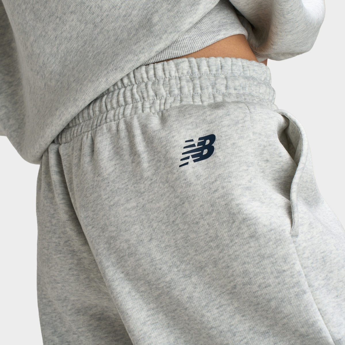 New Balance Varsity Wide Leg Jogger / Ash Heather
