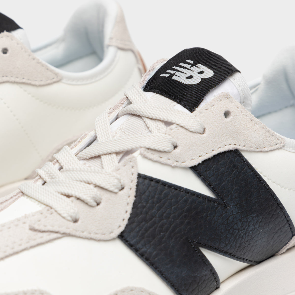 New Balance Women s WS327GD Moonbeam Black JD Sports
