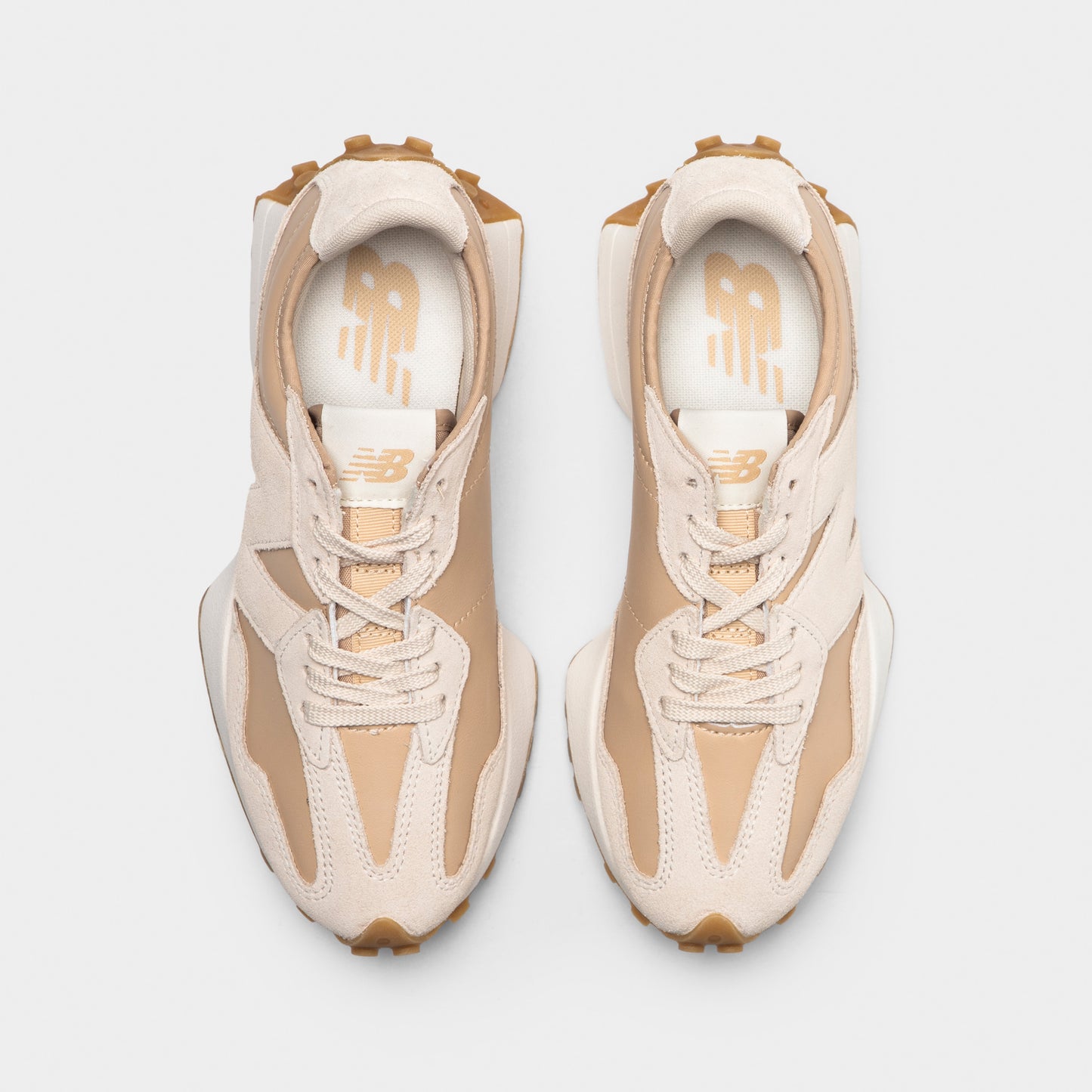 New Balance Women's 327 Bisque / Clay