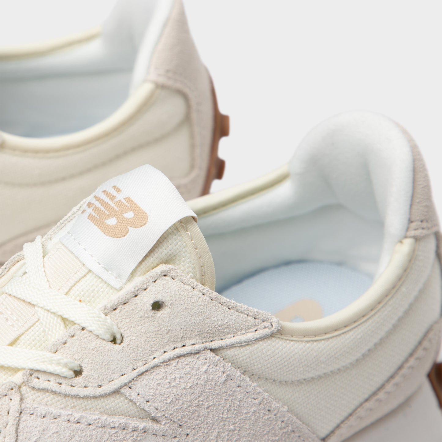 New Balance Women's WS327SO / Turtledove