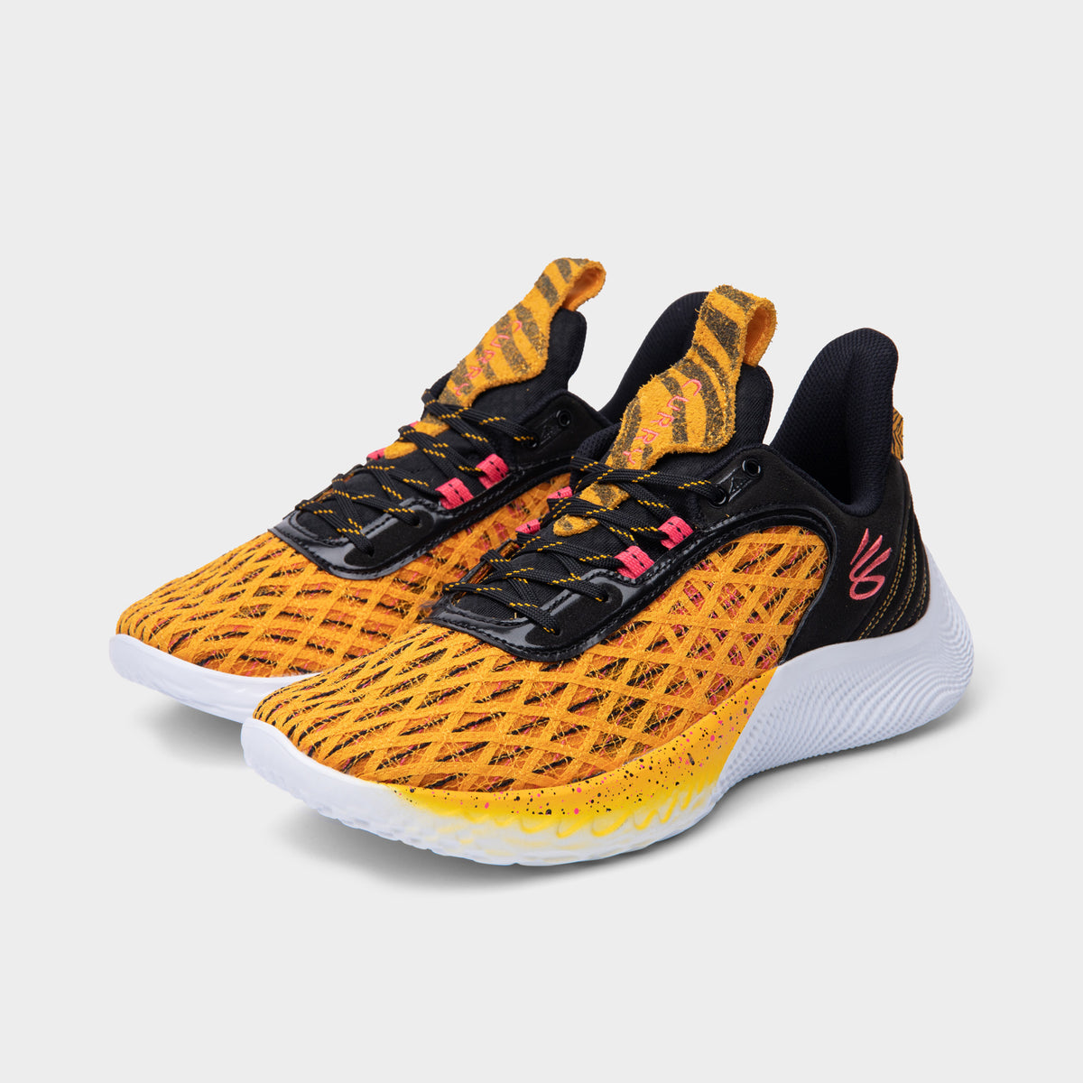 curry 9 yellow black