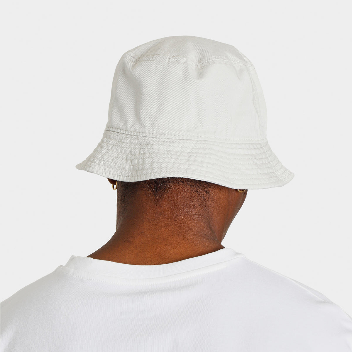 Nike bucket hotsell hat white