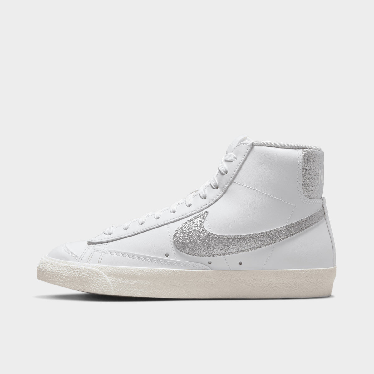 Nike blazer mid 77 blancas Clearance