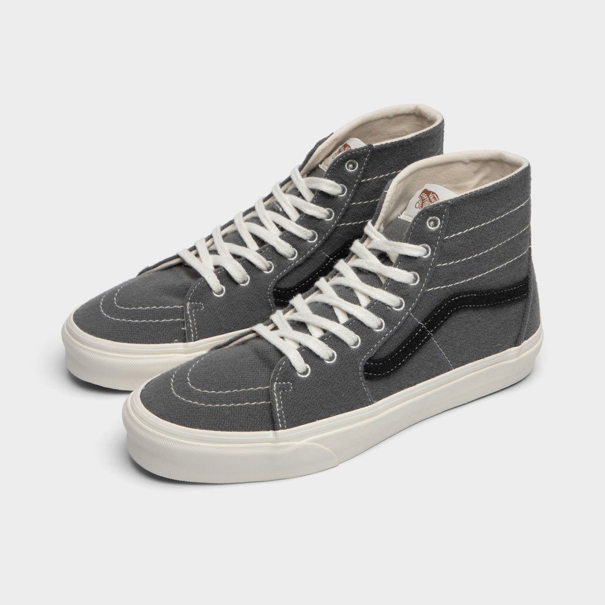 Light grey sk8 hi vans top