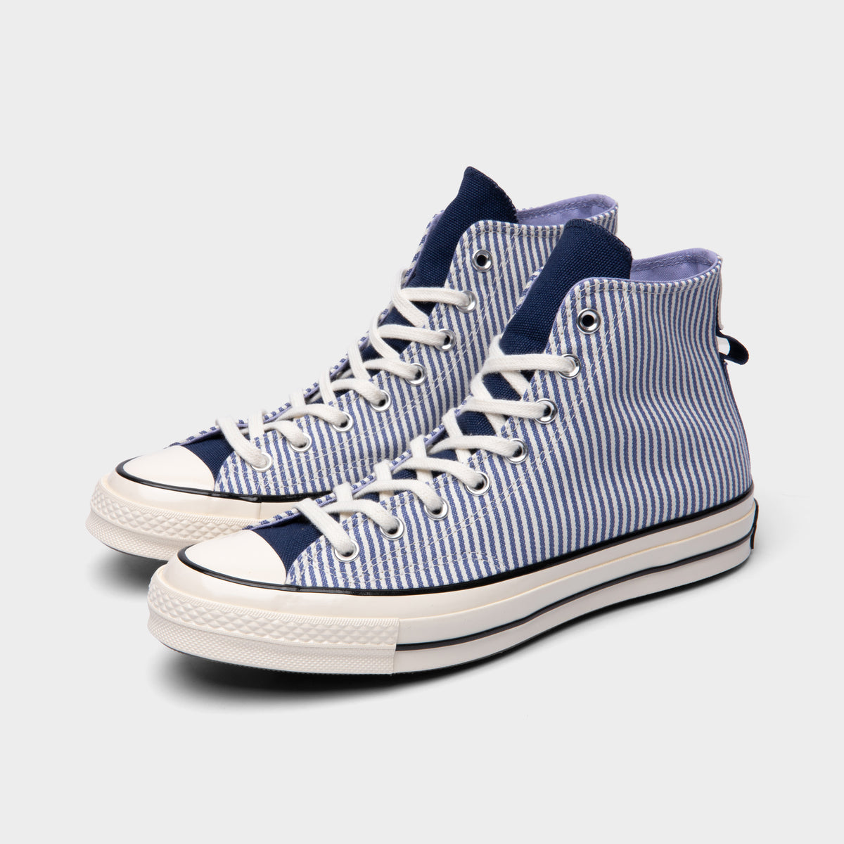 Converse store retro stripe