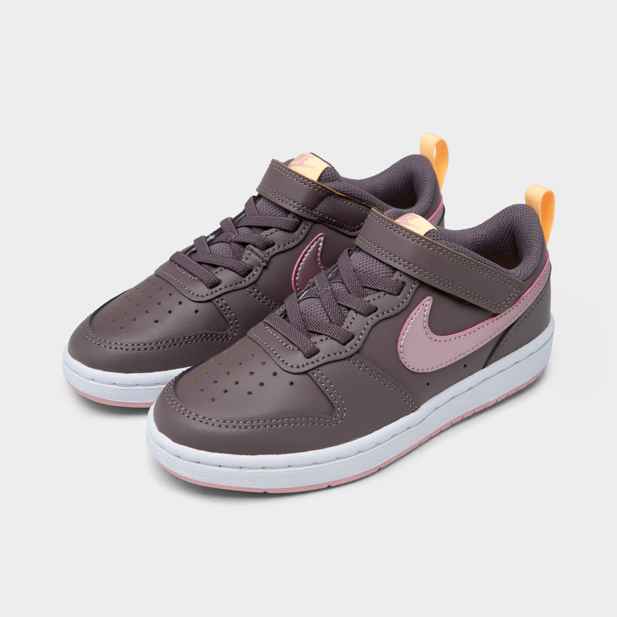 Nike court borough low pink online