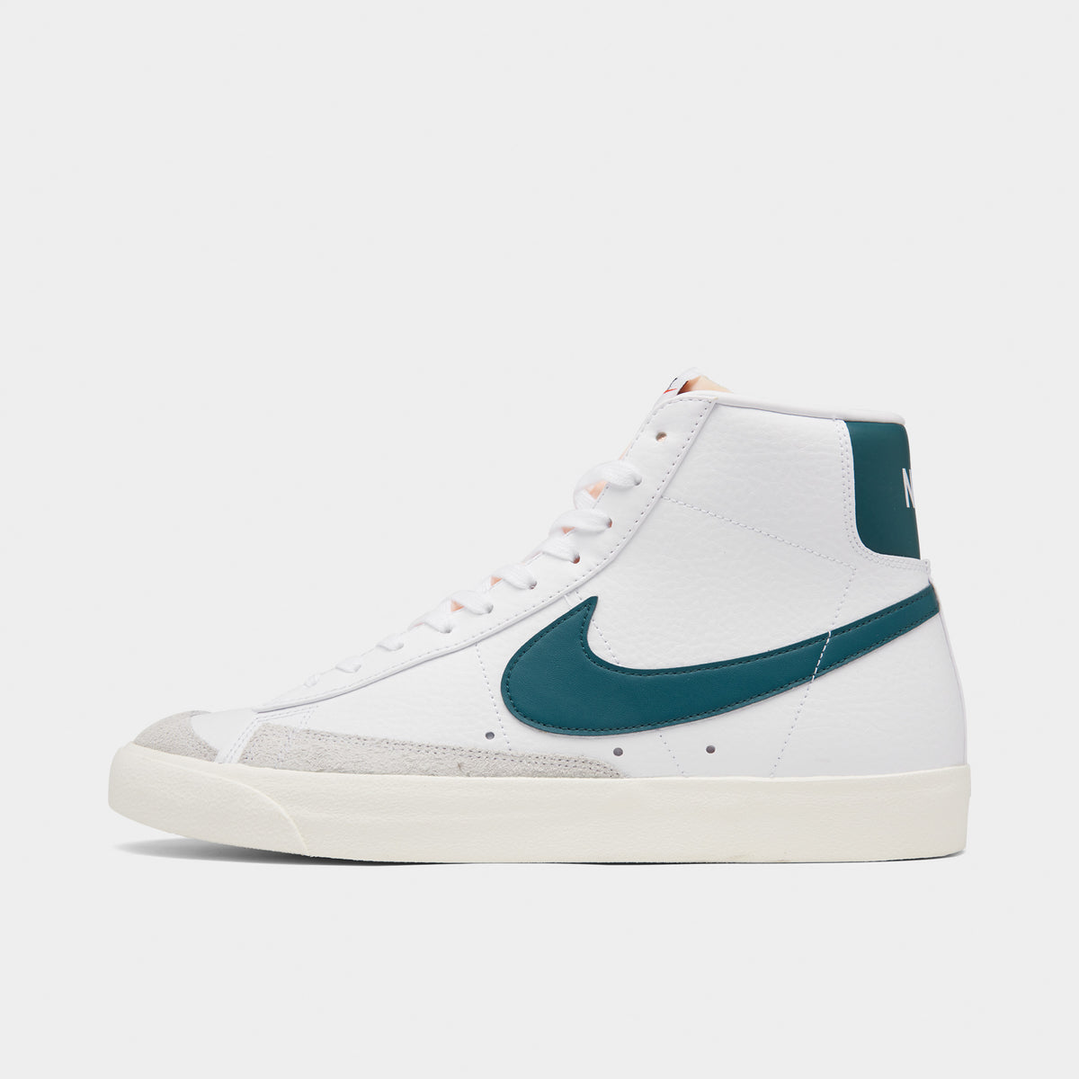 Nike blazer 77 green top