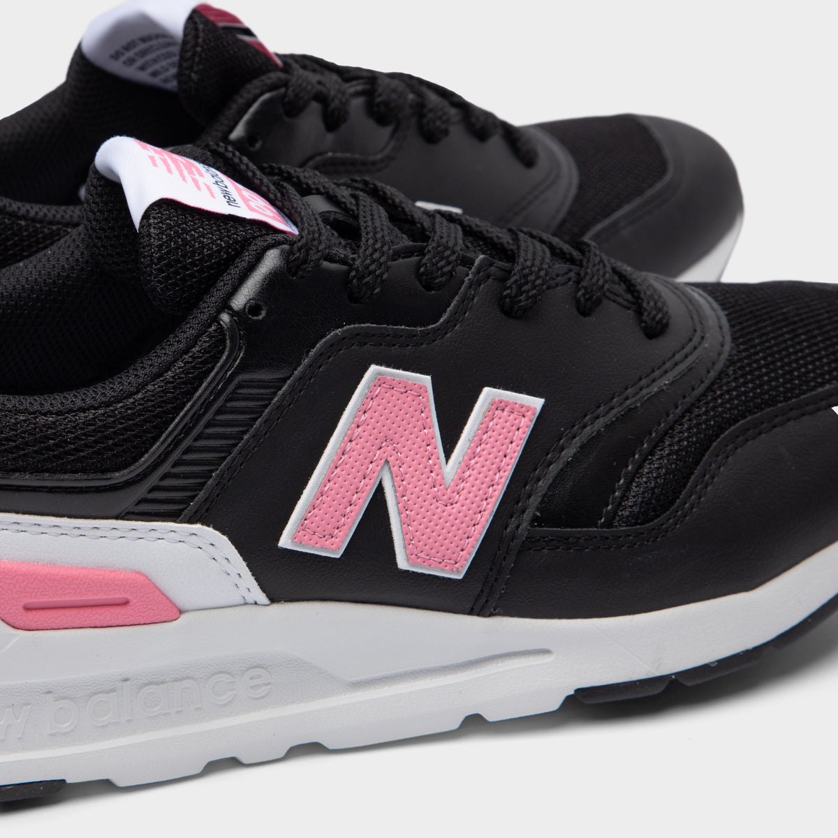 New balance women's clearance 997h