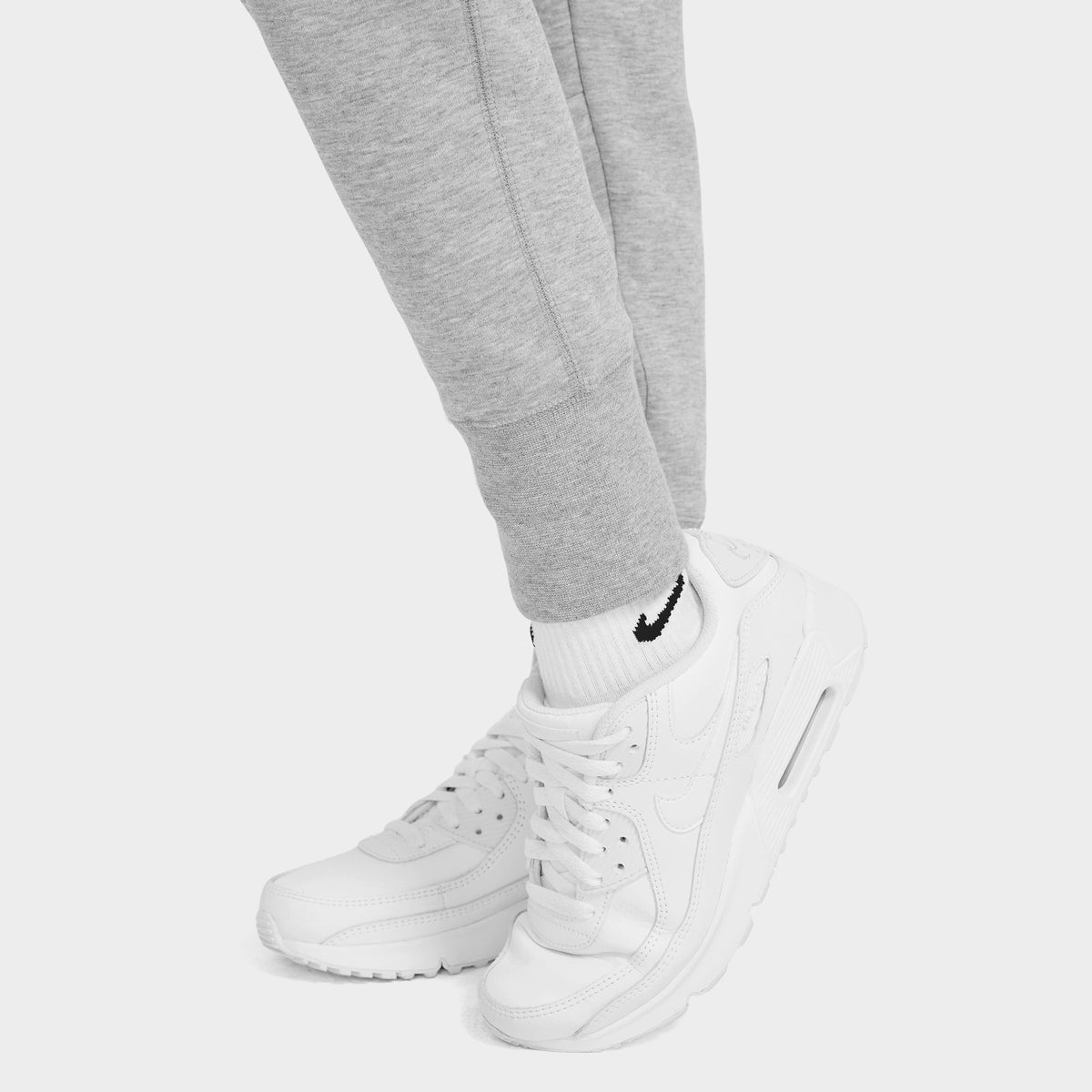 Nike junior hotsell tech fleece pants