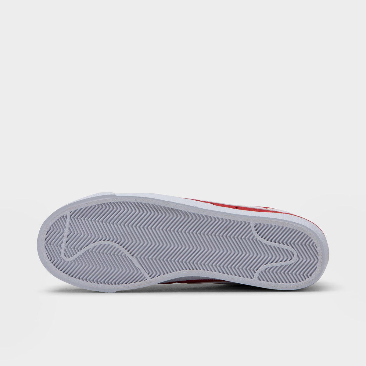 Nike blazer hotsell low red