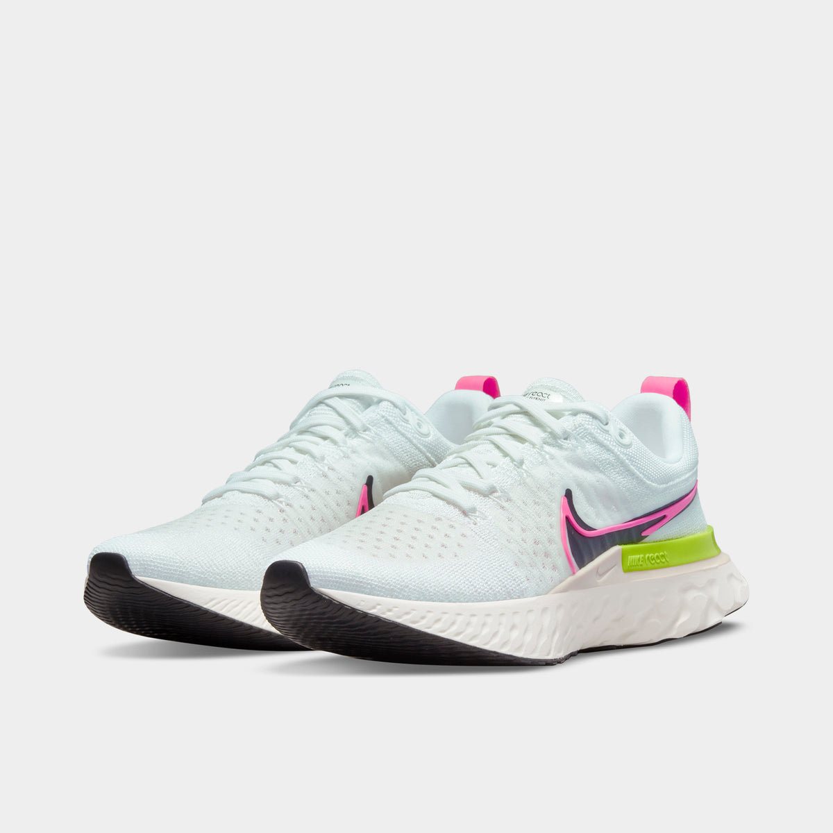 Nike react 2 women 2025