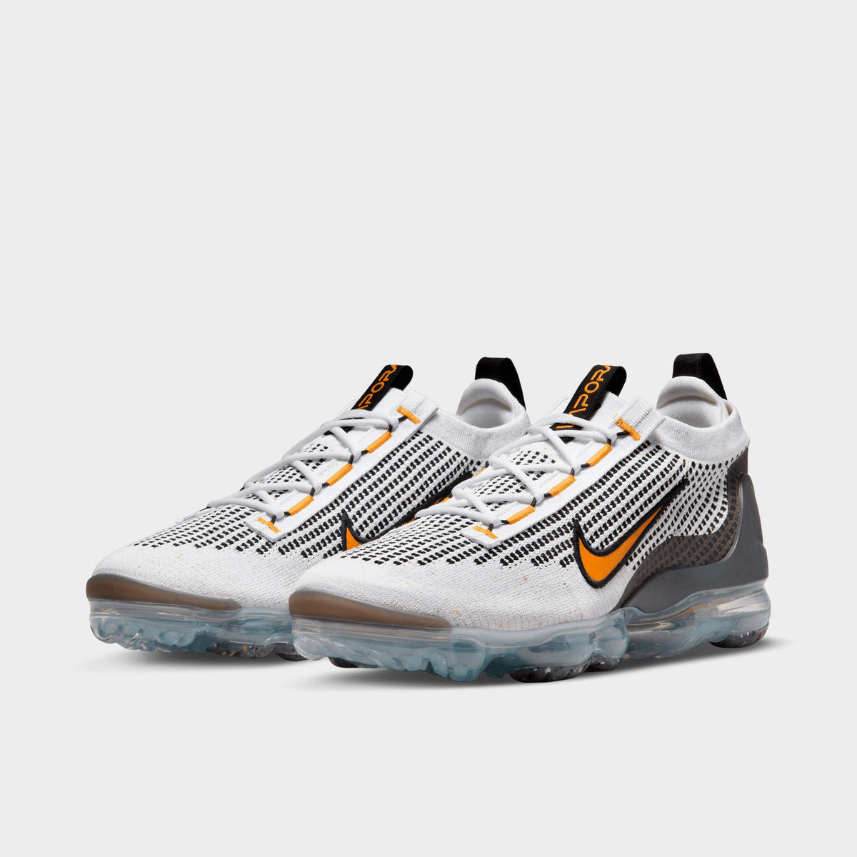 Nike Air VaporMax 2021 Flyknit White / Kumquat - Black | JD Sports