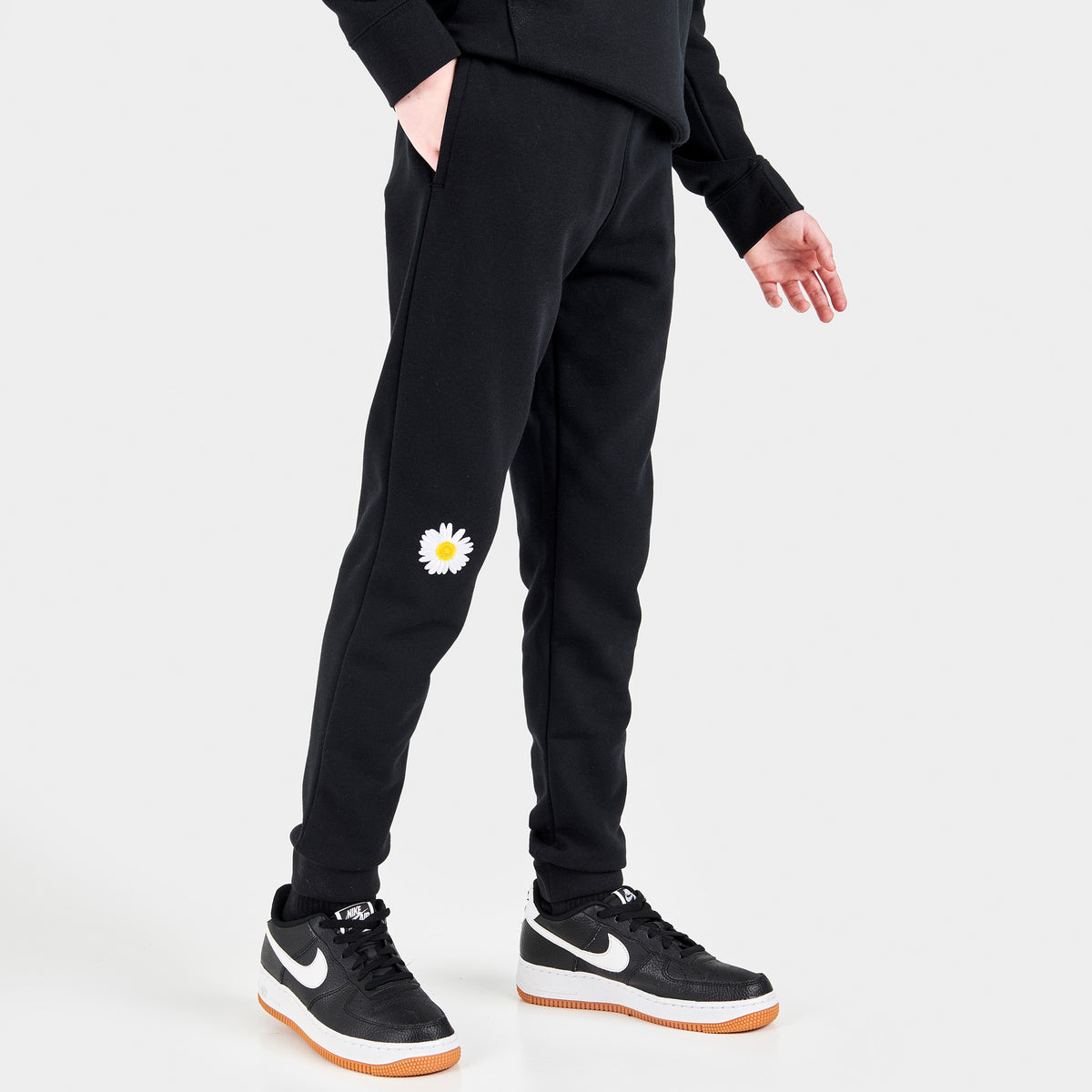 Nike best sale daisy sweatpants