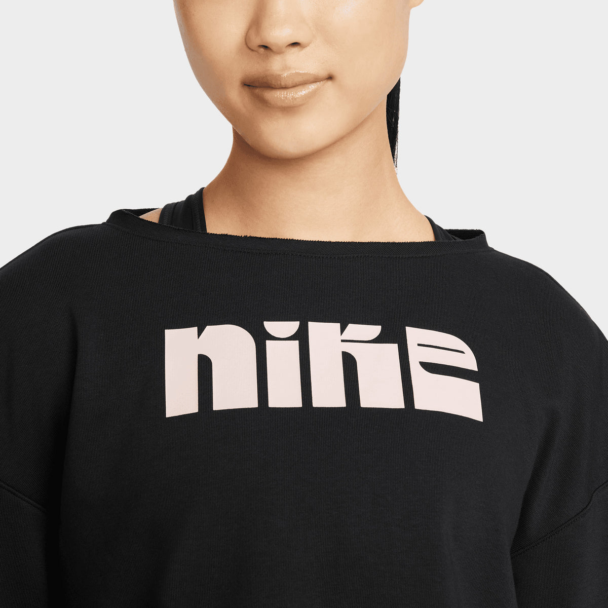 Nike dry women's best sale swoosh crew sweatshirt