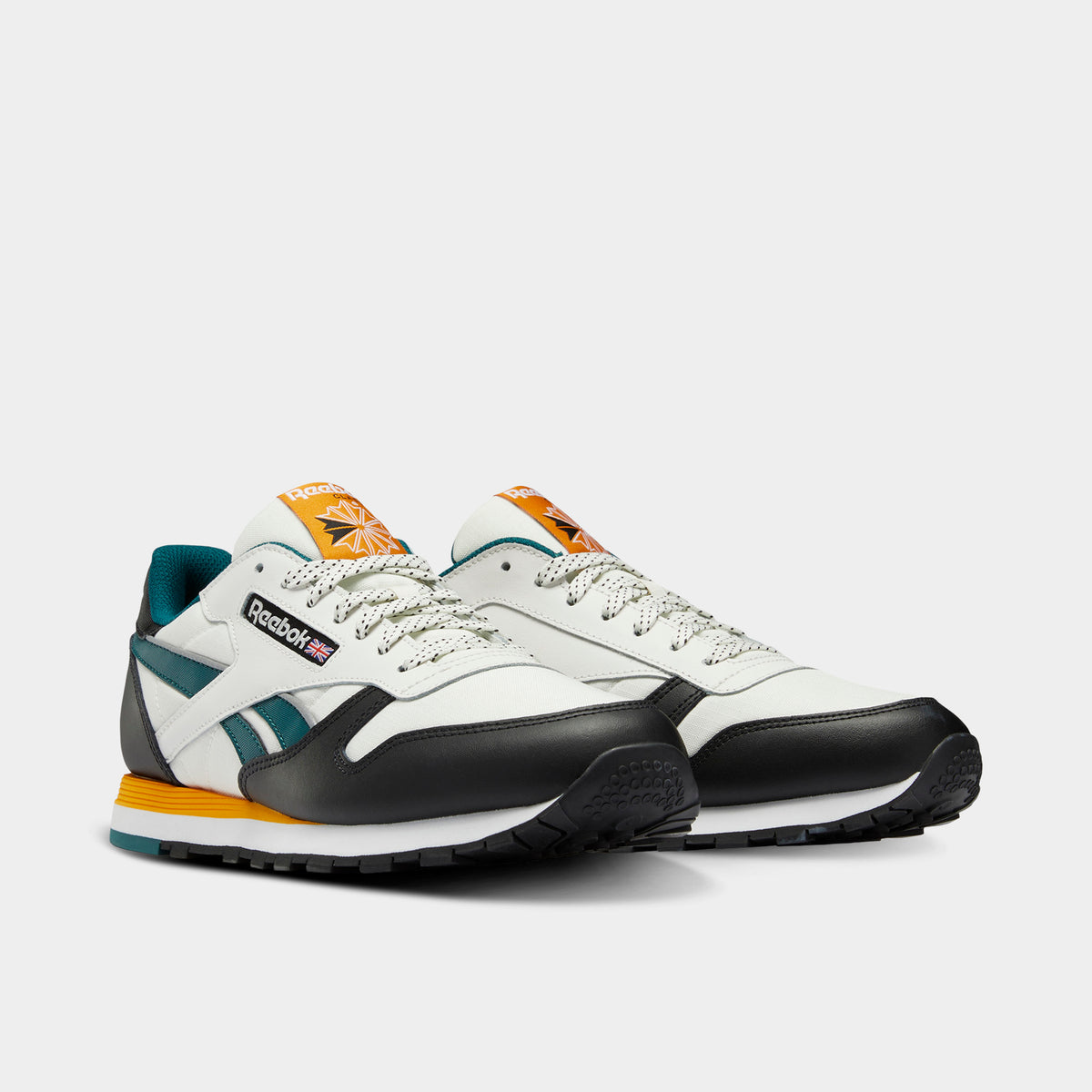 Reebok Classic Leather Chalk Core Black Semi Solar Gold
