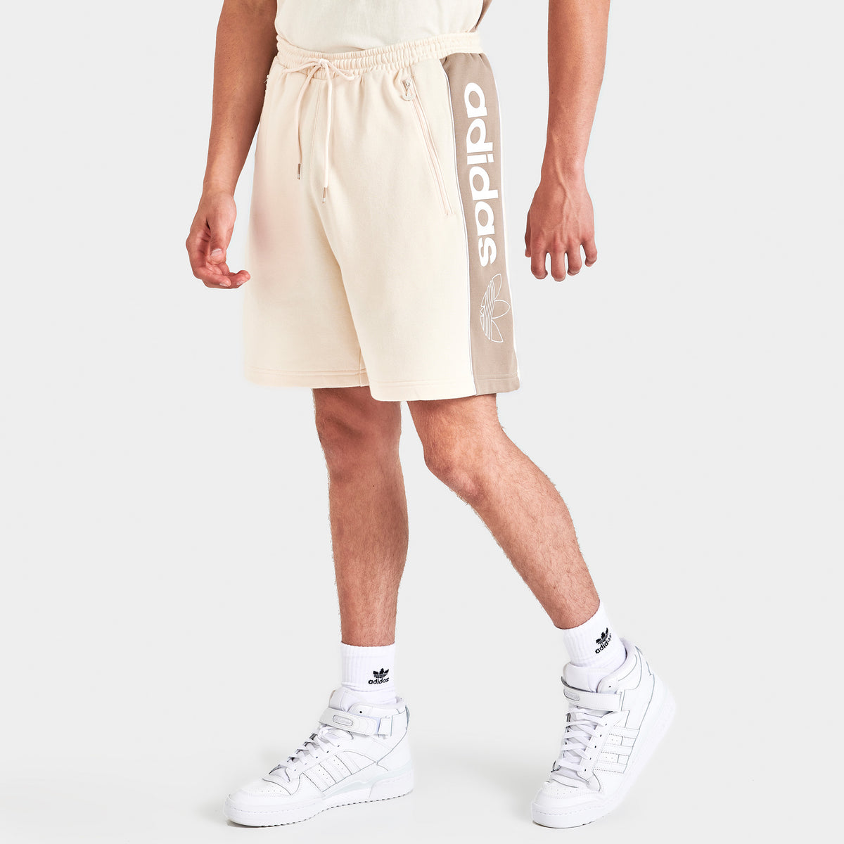 adidas Originals Itasca Shorts Khaki Wonder White