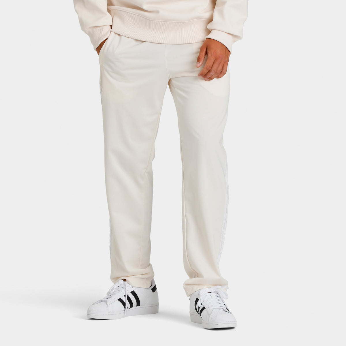 adidas Originals Straight-Leg Track Pants / Wonder White | JD Sports