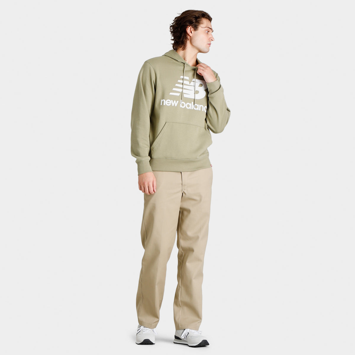 New balance camo best sale sweatshirt