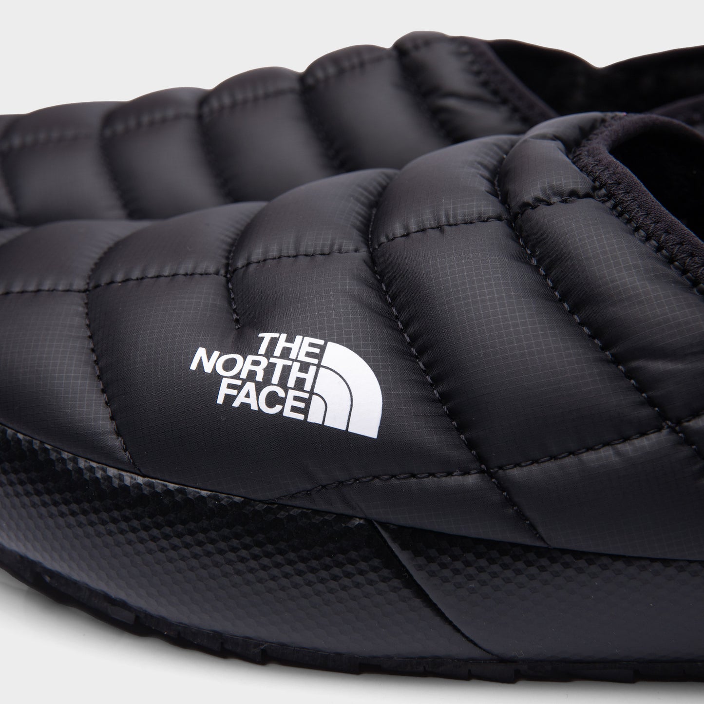 The North Face ThermoBall Traction Mule V TNF Black / TNF White