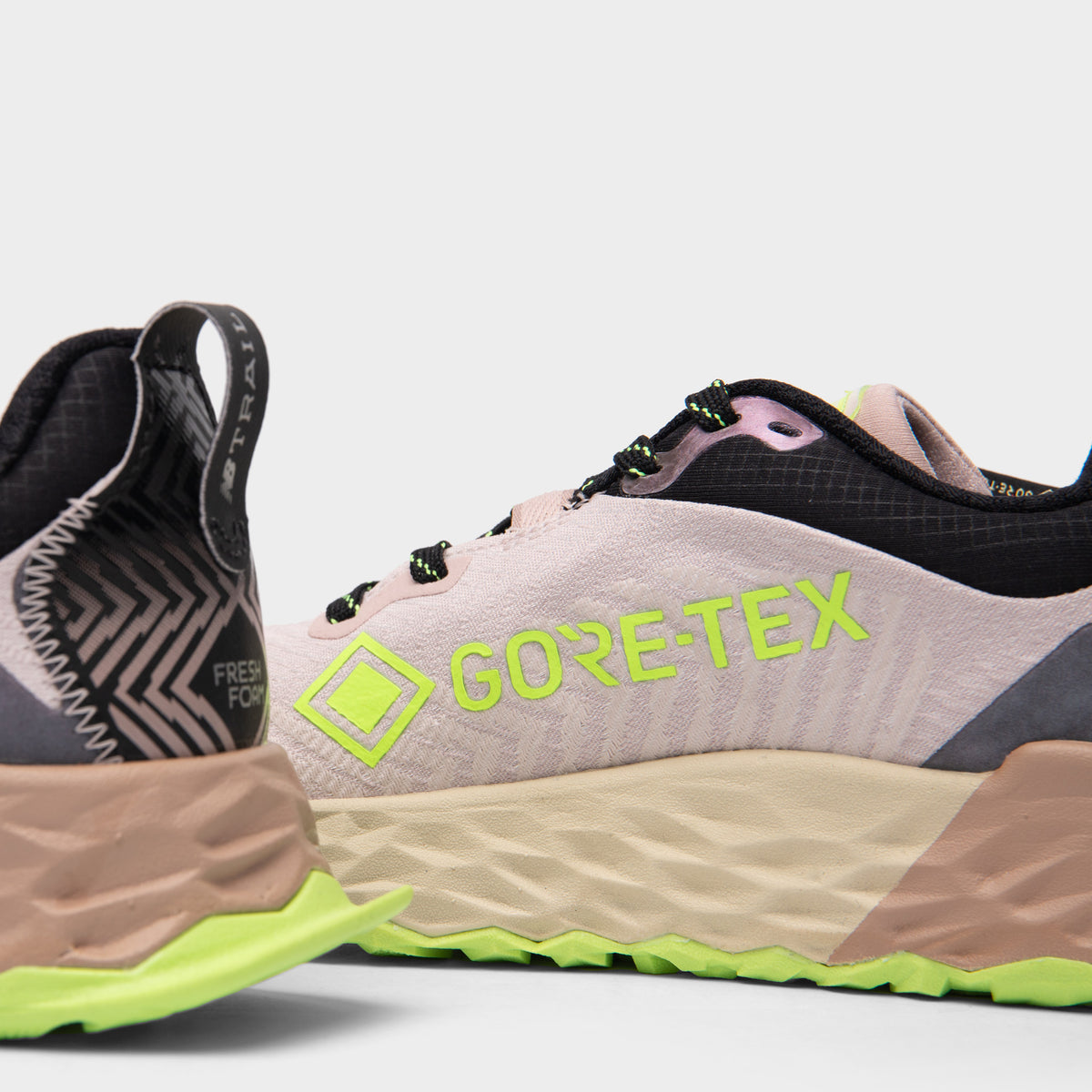 New balance fresh sales foam hierro v3 womens