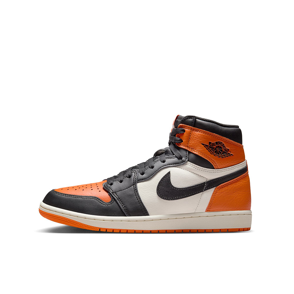 Jordan 1 Retro High OG Black/ Sail - Starfish