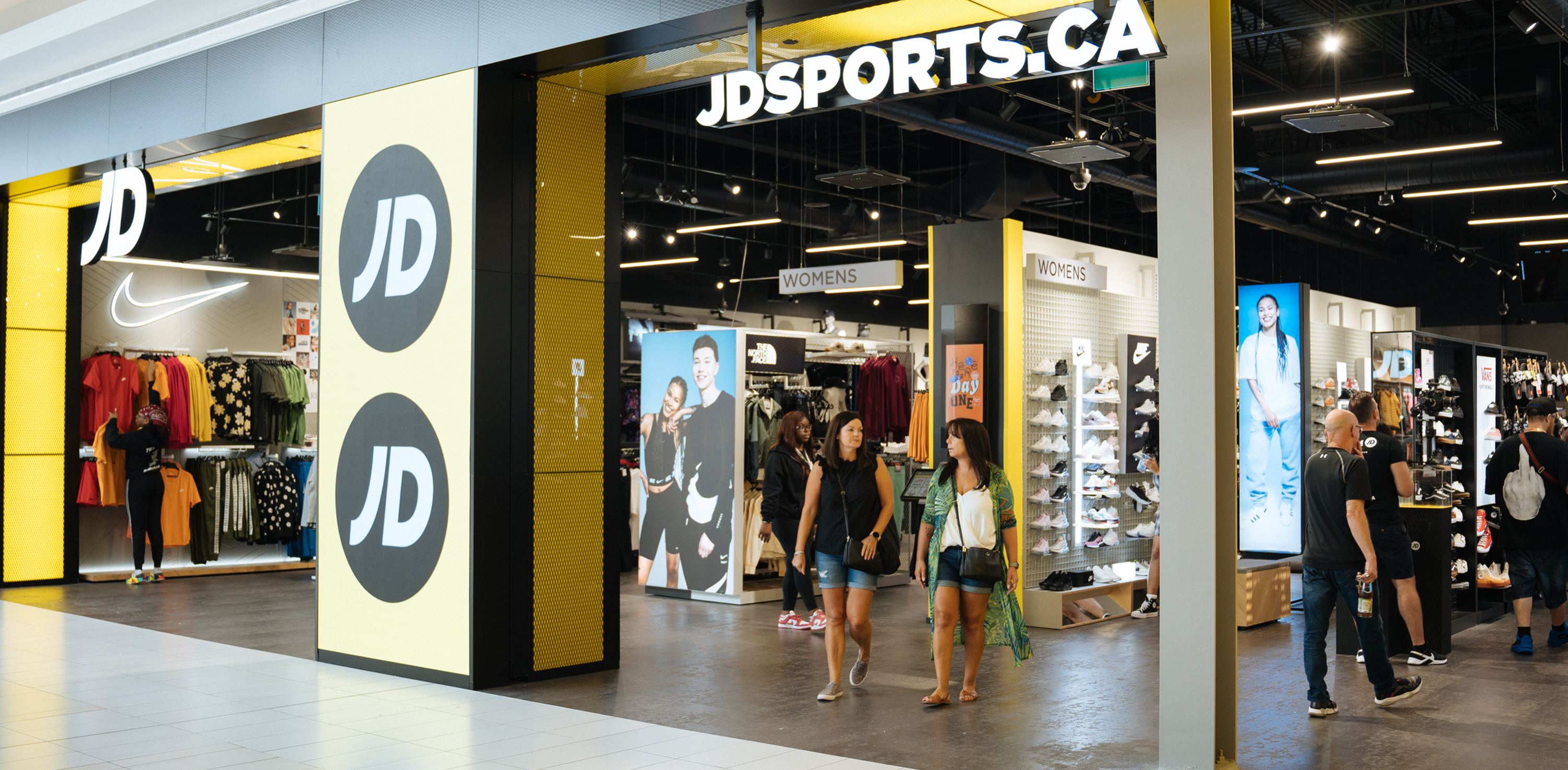 JD Oshawa Centre Grand Opening