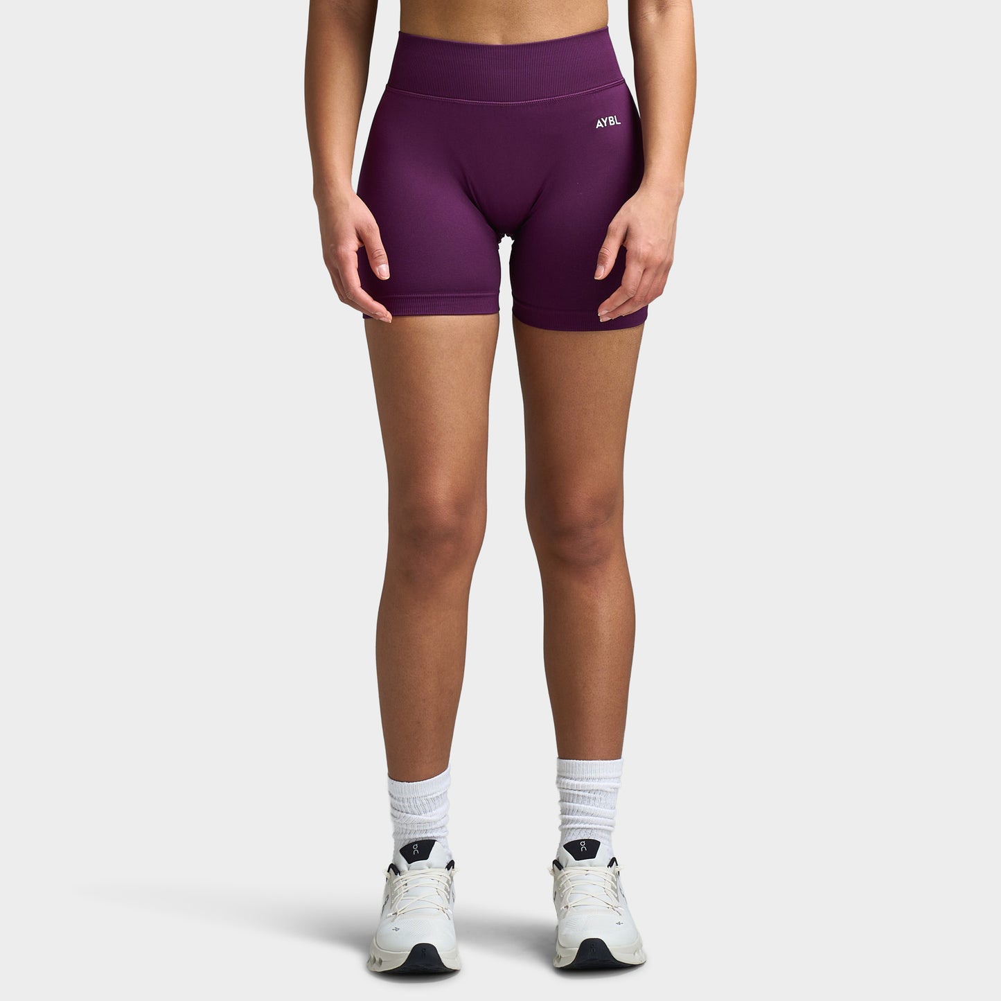 AYBL Women's Adapt Seamless Shorts / Midnight Plum