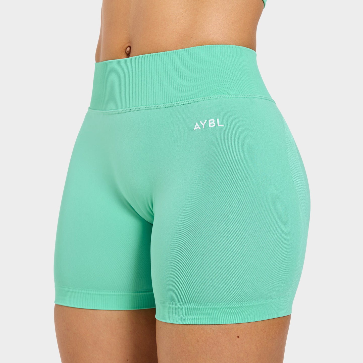 AYBL Women's Adapt Seamless Shorts / Spring Mint