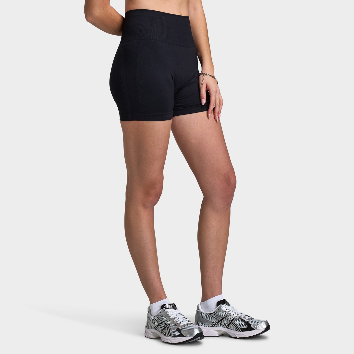 AYBL Women's Empower Seamless Shorts / Black
