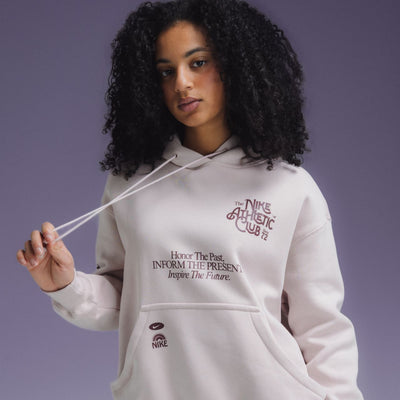 Le style qui performe – Magasinez les vêtements Nike pour femmes dès maintenant chez JD Sports