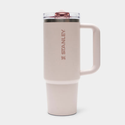 Gobelet Stanley The Quencher ProTour à paille rabattable 30 oz / Quartz rose