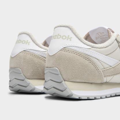 Reebok Women's Classic AZ Sport Beige / Sport Beige - White