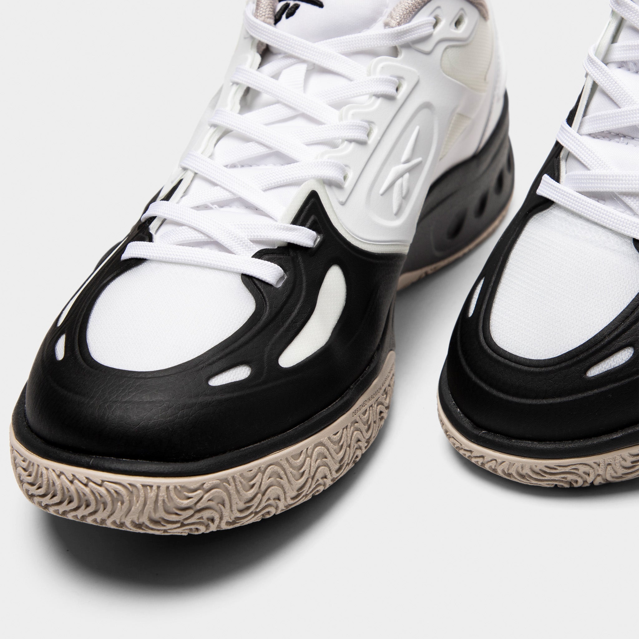 Reebok Engine A White / Black – JD Sports
