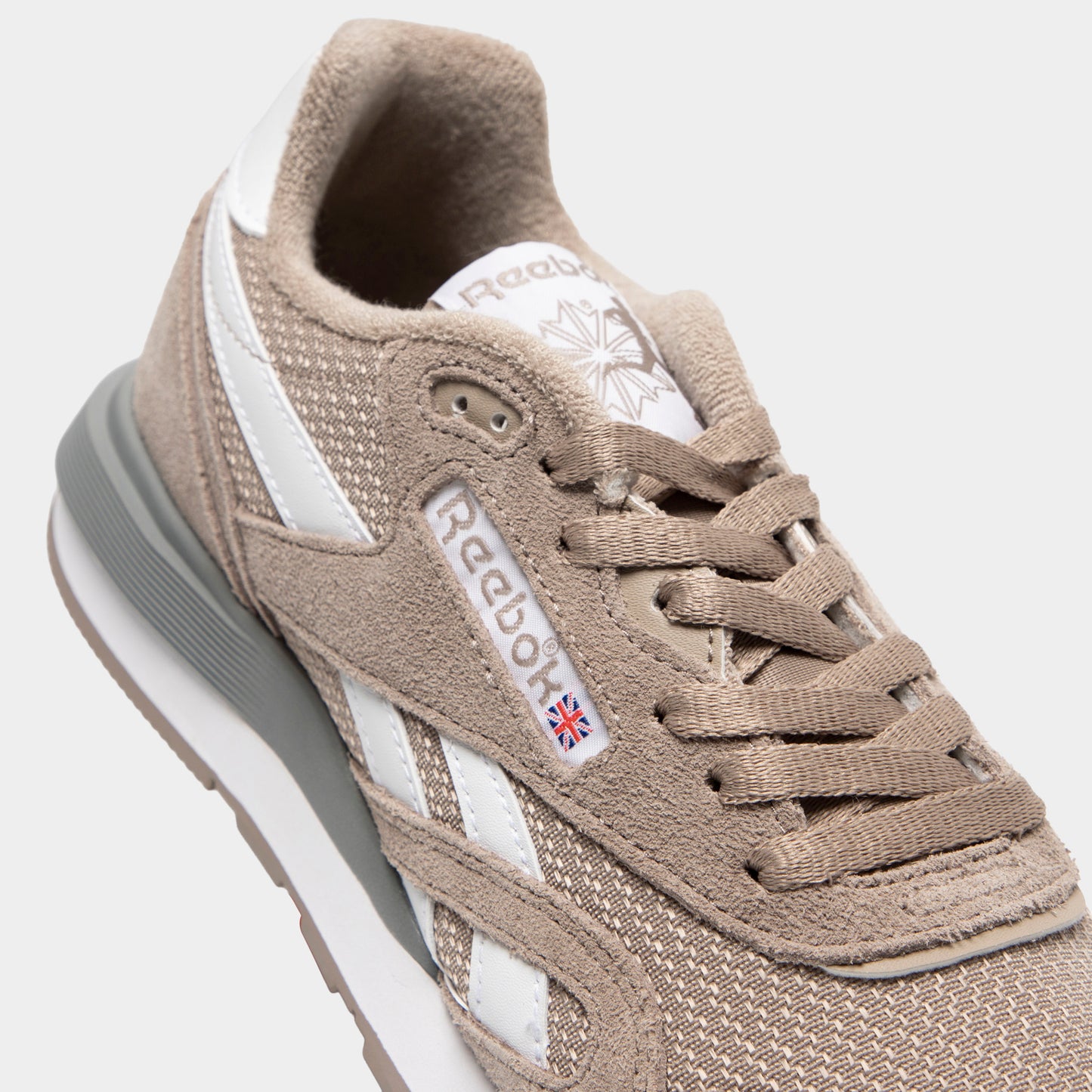 $JD Reebok Nylon 89 / Grainy Grey
