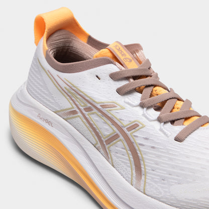 ASICS Women's Gel-Nimbus 27 White / Fawn