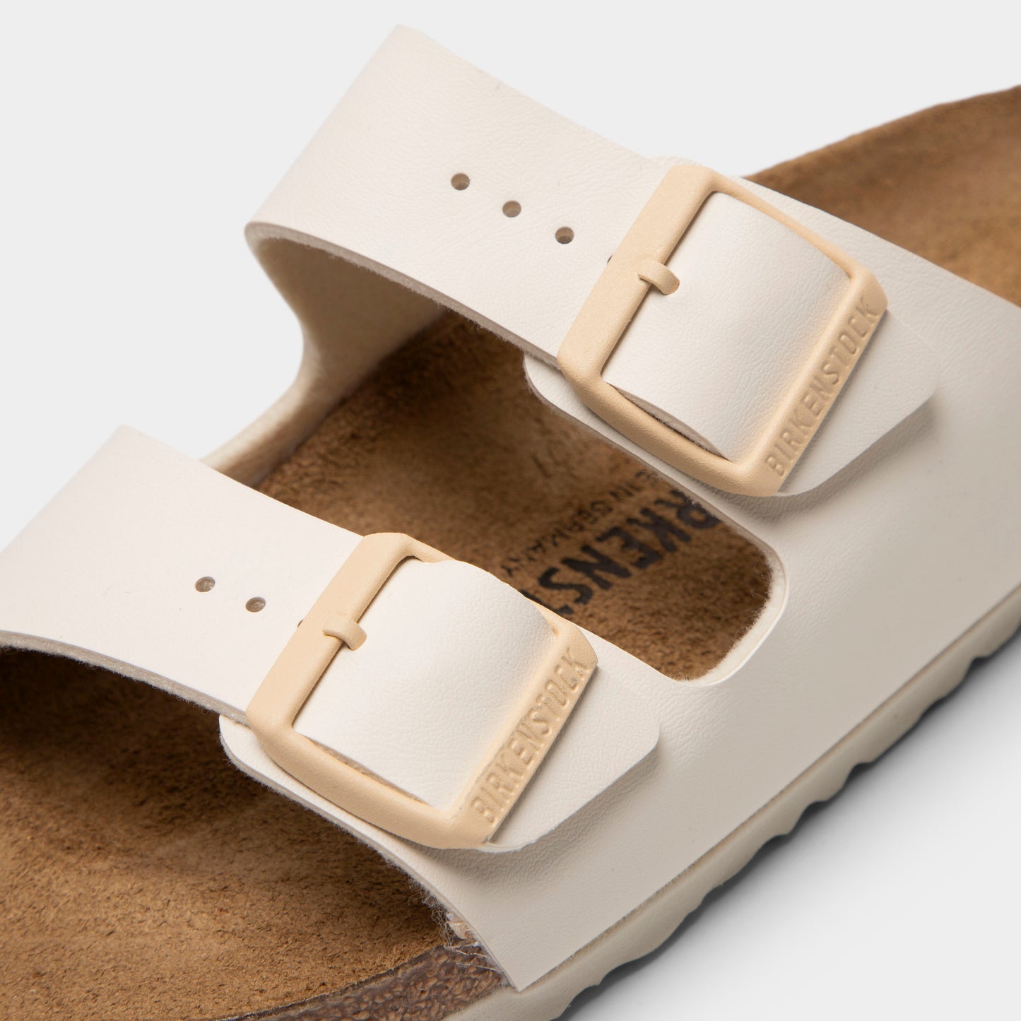 Birkenstock Women's Arizona / Eggshell