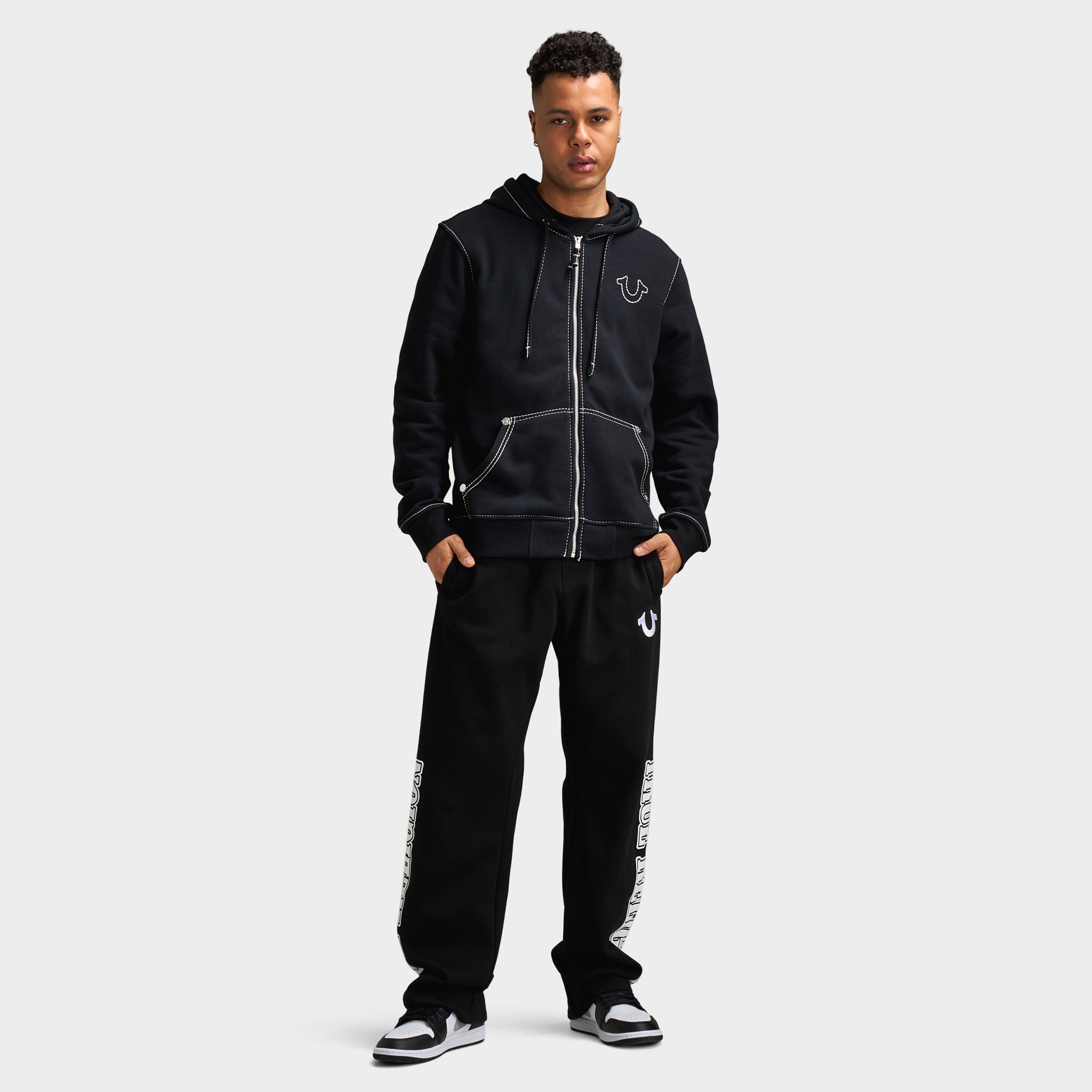 True Religion Big T Full-Zip Hoodie / Jet Black – JD Sports