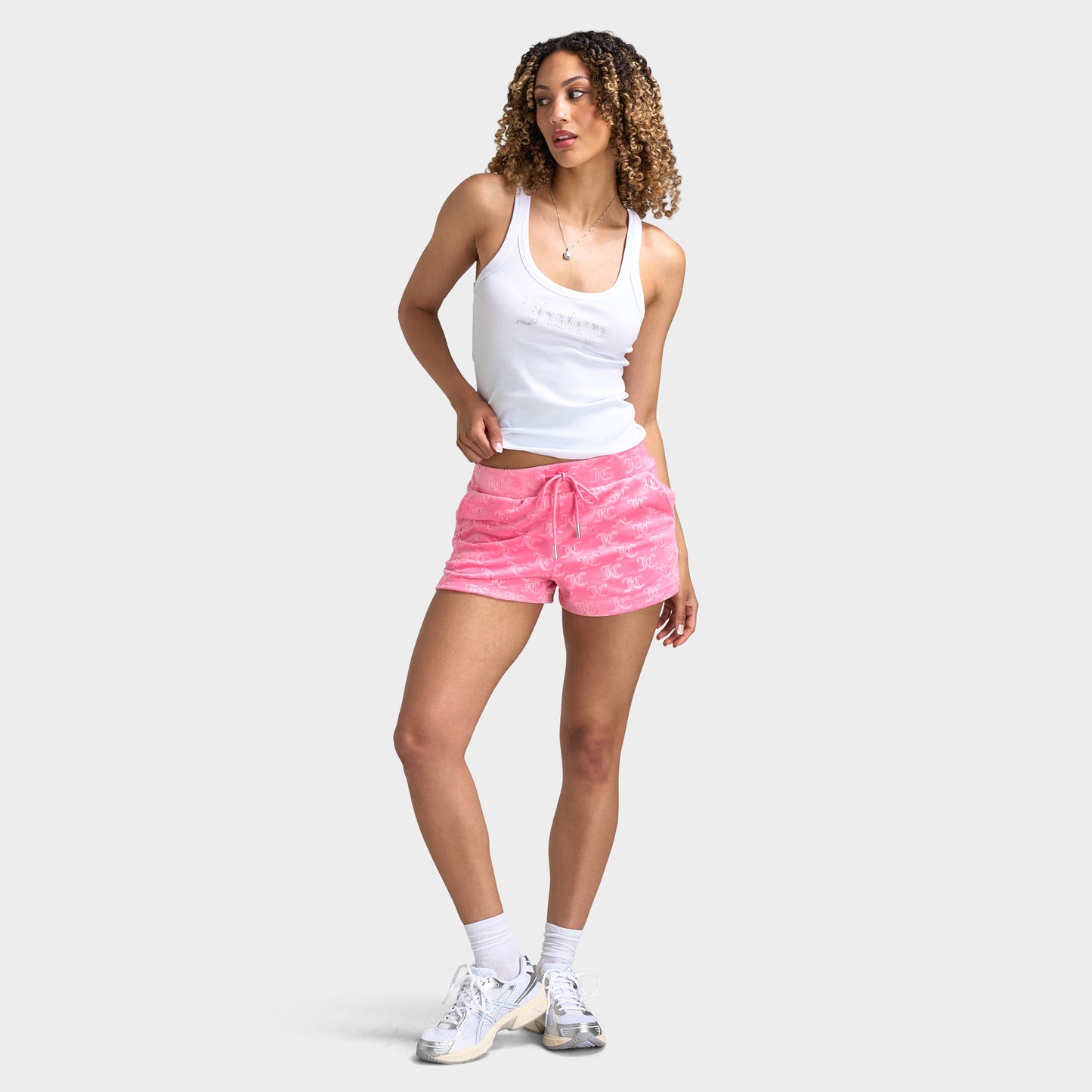 Juicy Couture - Short en velours gaufré pour femmes / Rose vif