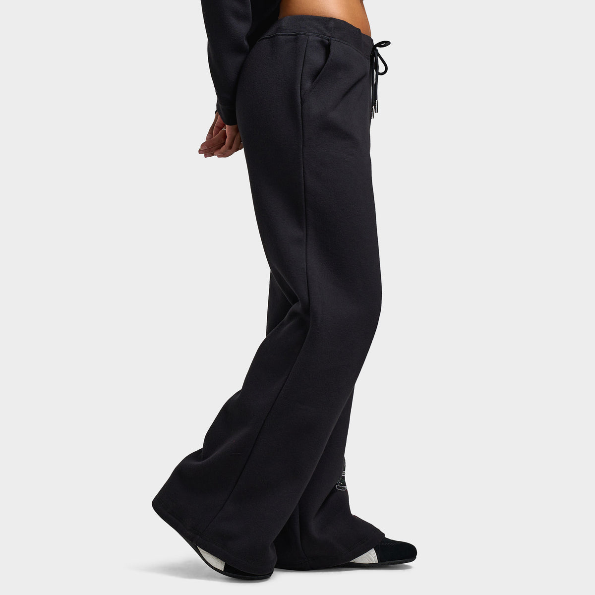 Juicy Couture Femmes Pantalon large en molleton Roses / Réglisse