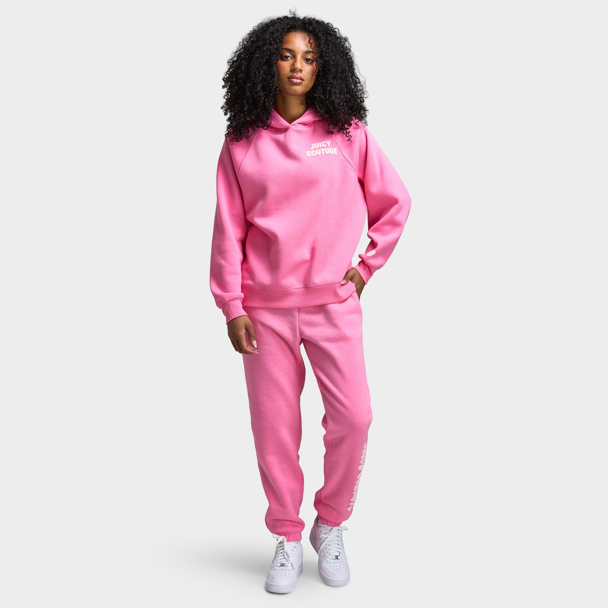Juicy Couture Women s Fleece Sweatpant Sachet Pink Soft Glow JD Sports Juicy Couture Women s Fleece Sweatpant Sachet Pink Soft Glow JD Sports