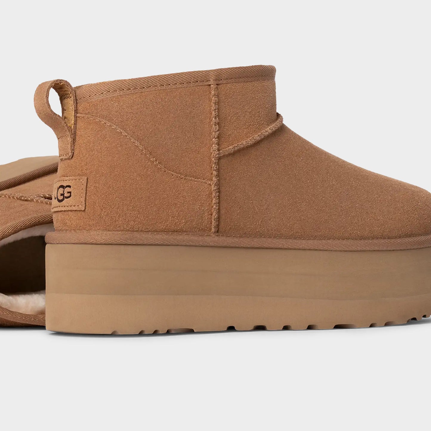 UGG Classic Ultra Mini Platform / Chestnut