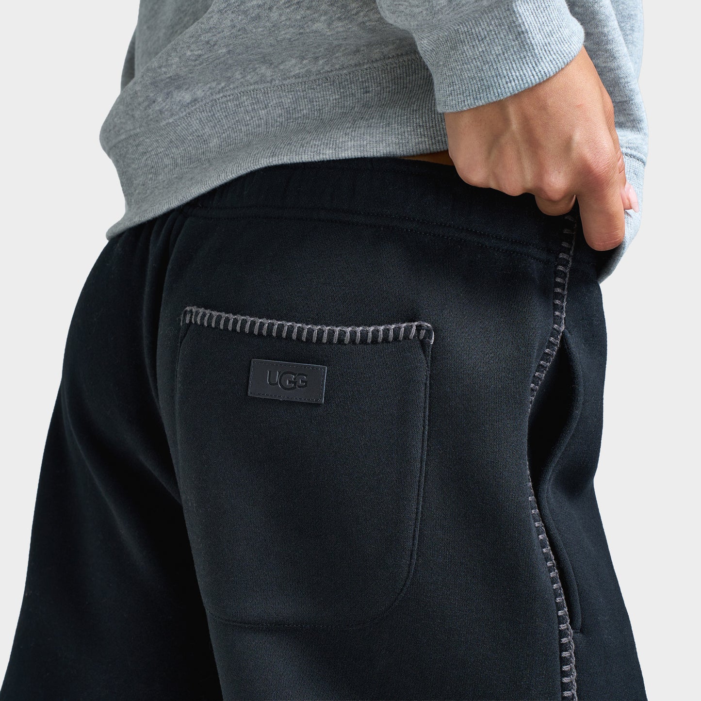 UGG Women's Classic Sweatpants / Black