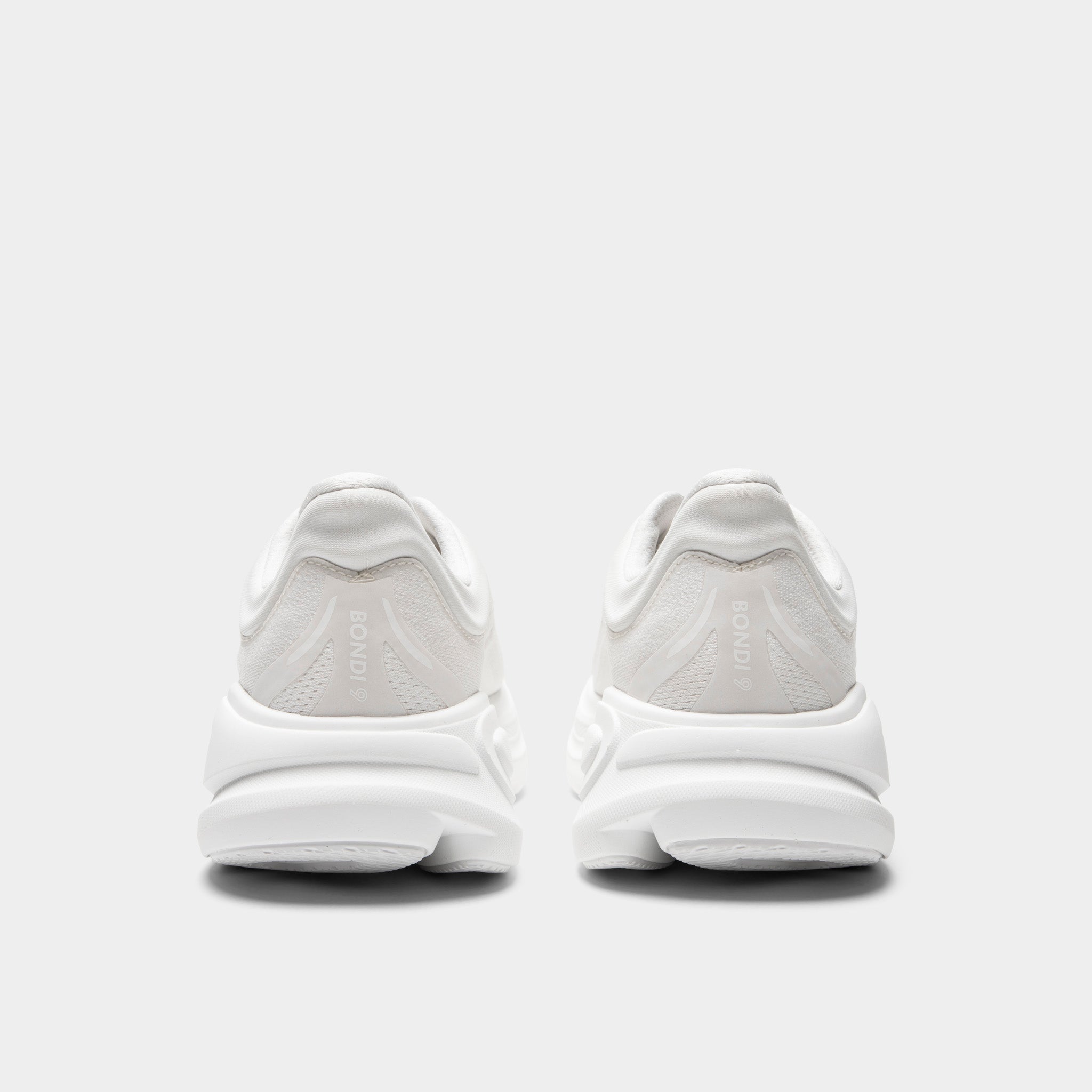 Hoka Women's Bondi 9 White / White – JD Sports